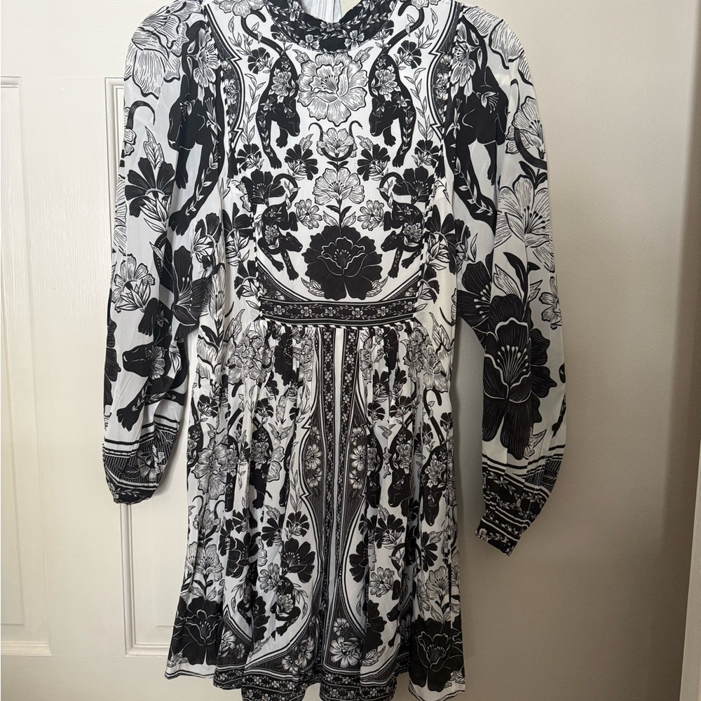 FARM Rio Black and White Long Sleeve Floral Mini Dress